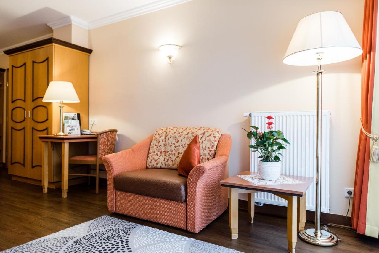 Akzent Hotel Bayerwald-Residenz Neukirchen  Екстериор снимка