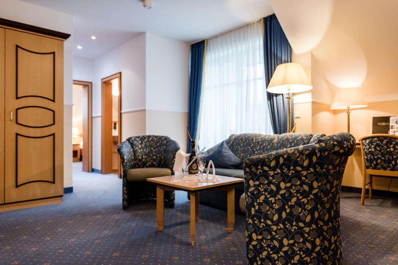 Akzent Hotel Bayerwald-Residenz Neukirchen  Екстериор снимка
