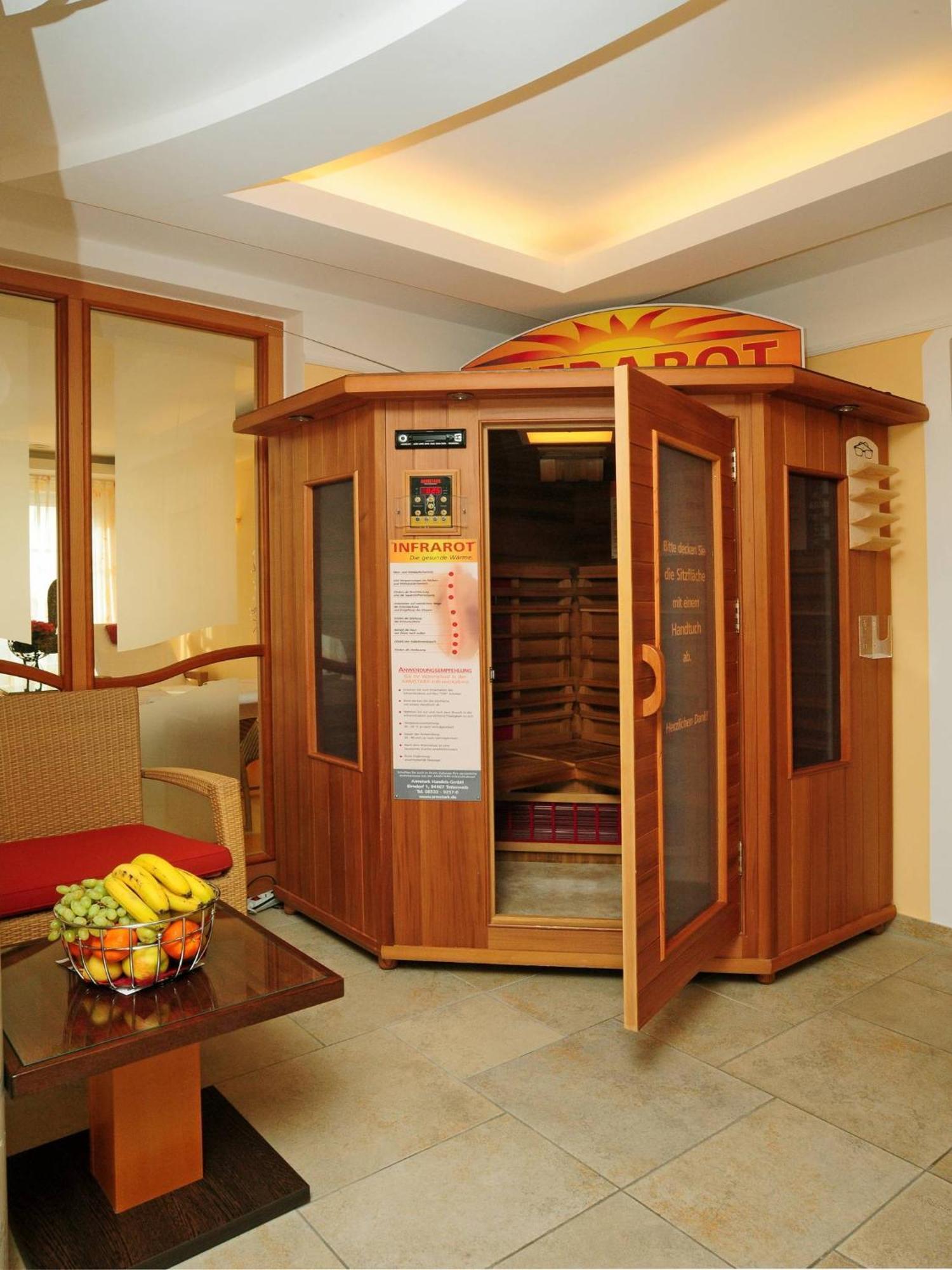 Akzent Hotel Bayerwald-Residenz Neukirchen  Екстериор снимка