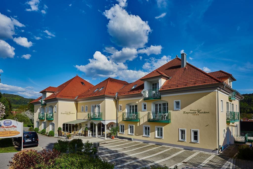 Akzent Hotel Bayerwald-Residenz Neukirchen  Екстериор снимка