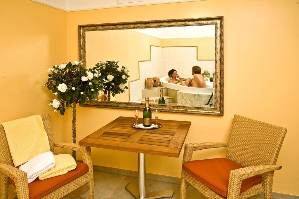 Akzent Hotel Bayerwald-Residenz Neukirchen  Екстериор снимка