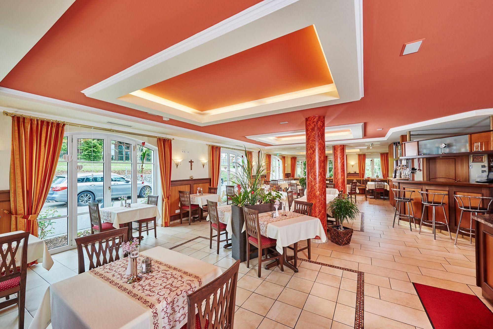 Akzent Hotel Bayerwald-Residenz Neukirchen  Екстериор снимка