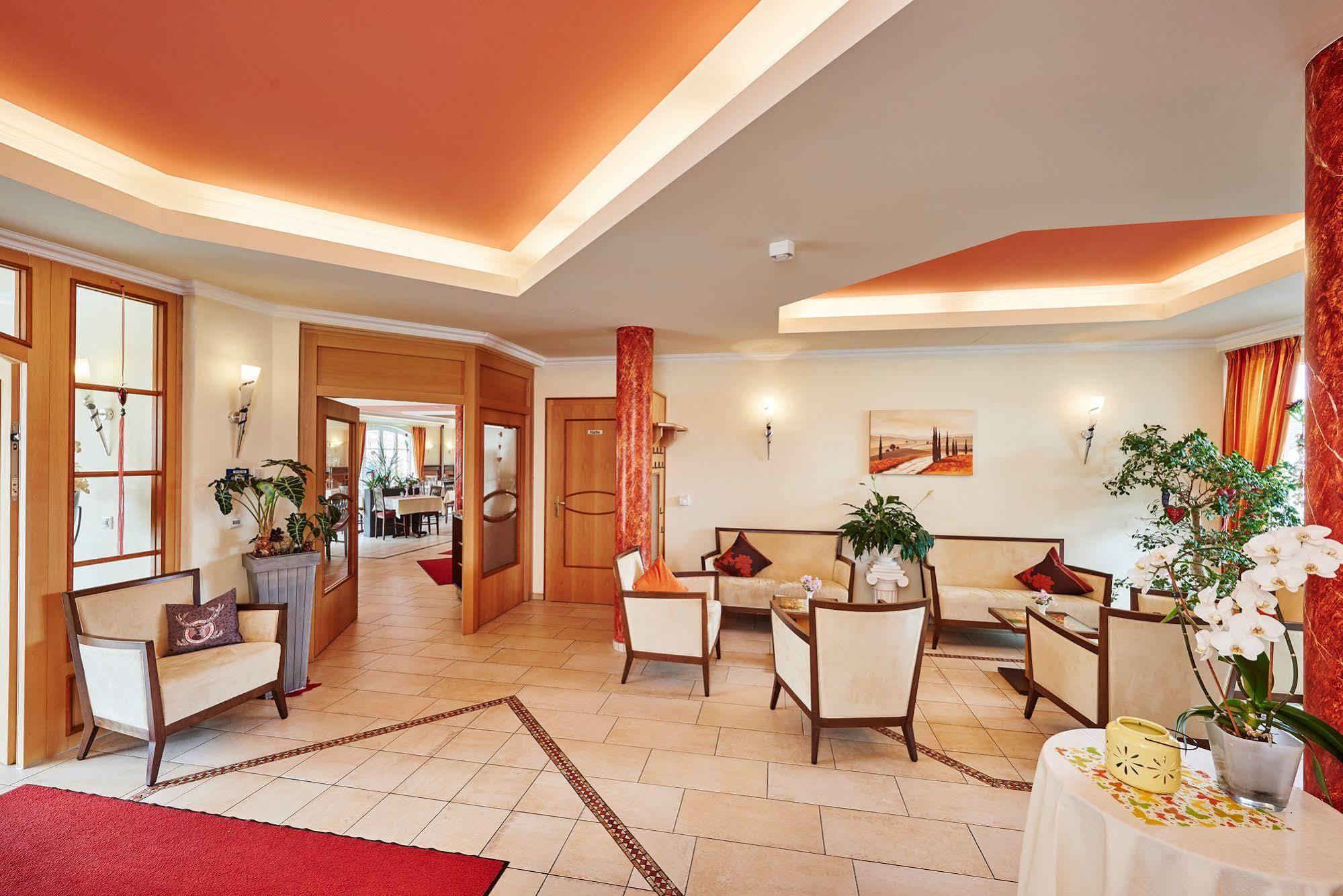 Akzent Hotel Bayerwald-Residenz Neukirchen  Екстериор снимка