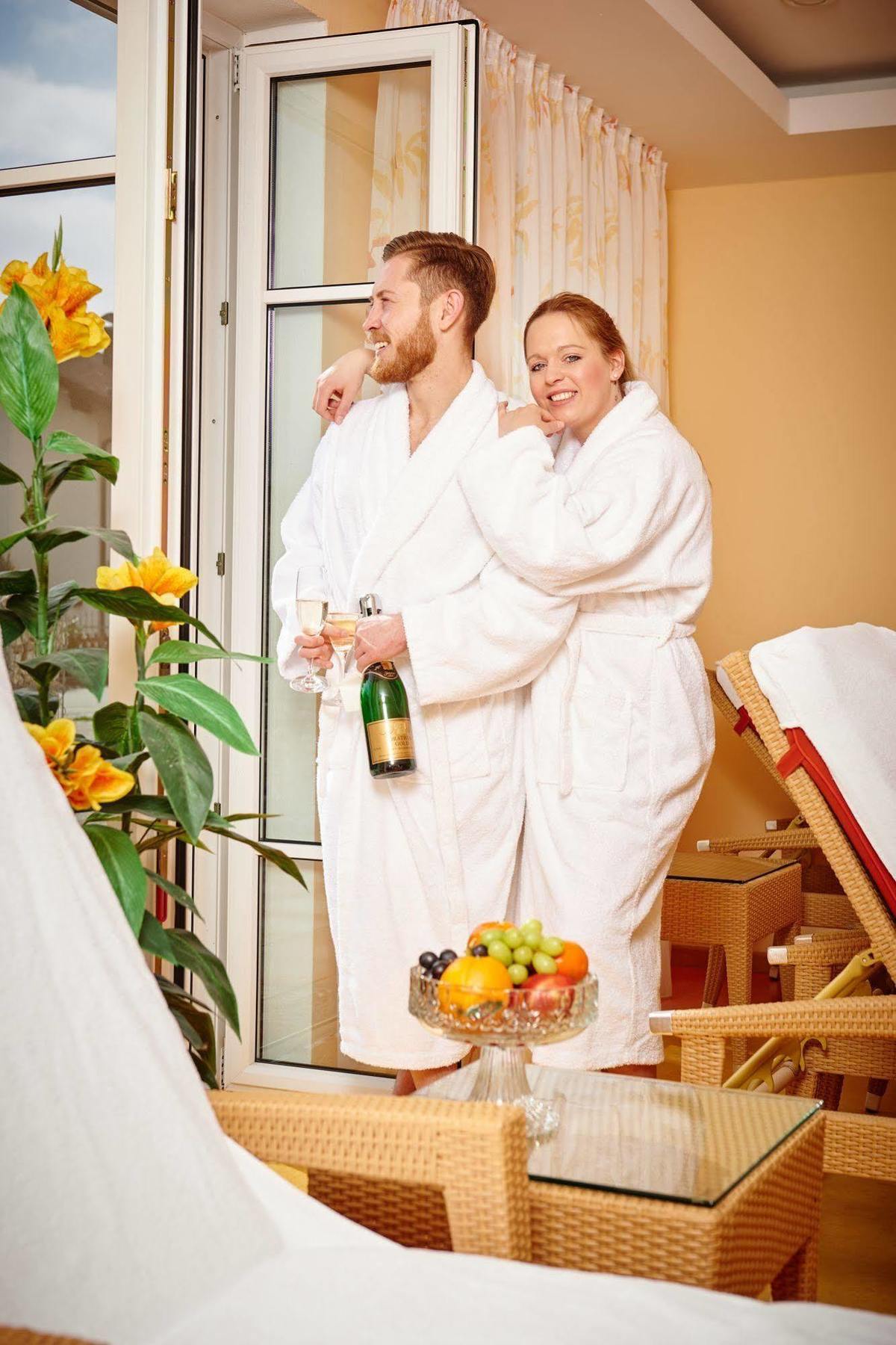 Akzent Hotel Bayerwald-Residenz Neukirchen  Екстериор снимка